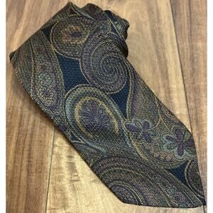 Vtg Brooks Brothers Paisley Silk Necktie Preppy USA Italian Fabric Handmade Tie